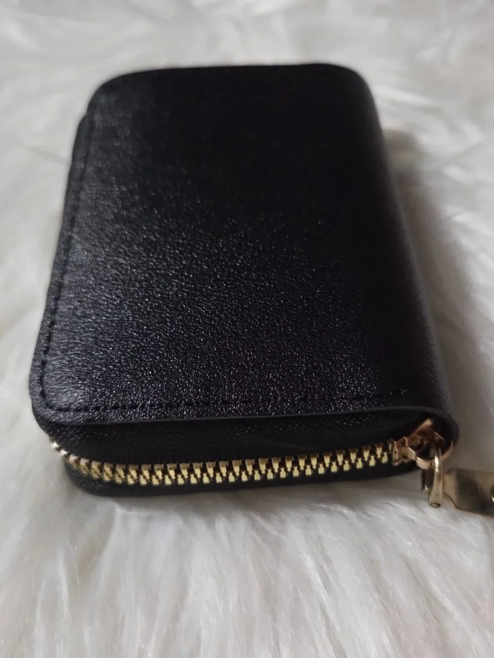 Black Accordion Style Card Holder
